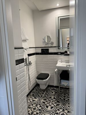 The Independent Hotel by null