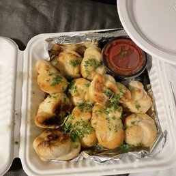 Garlic knots Garlic knots