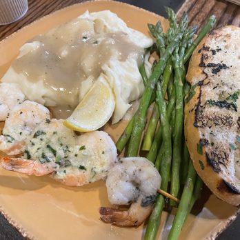 Urban Plates - Garlic Shrimp Plate with Mashed Potatoes and Asparagus - Salad Near Me - Pasadena, California Urban Plates - Garlic Shrimp Plate with Mashed Potatoes and Asparagus - Salad Near Me - Pasadena, California