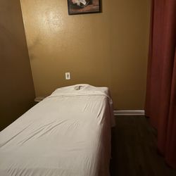 Lux365 Thai Massage - Single Room