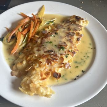 Carlo's Restaurant - Italian Near Me - Yonkers, New York