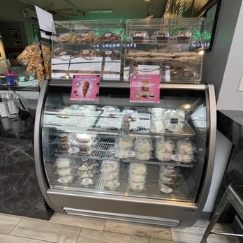 Sweet Spot Ice Cream Cafe - Desserts Near Me - Richmond, Virginia