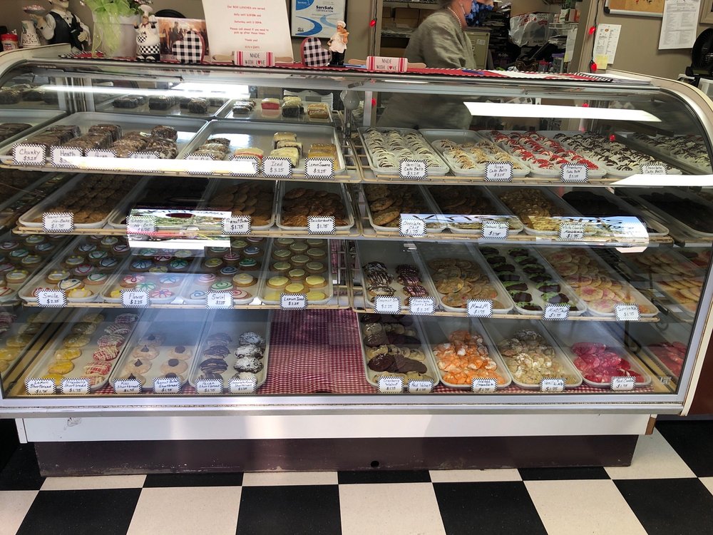 Kris & Sam's Cookie Store & More, Little Rock Roadtrippers