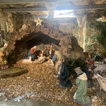 Ave Maria Grotto - Churches Near Me - Cullman, Alabama