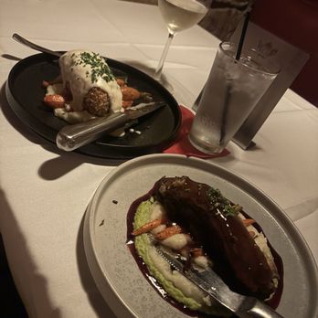 The Rabbit Hole - Short ribs and Chicken Cordon Blu - New American Near Me - Colorado Springs, Colorado The Rabbit Hole - Short ribs and Chicken Cordon Blu - New American Near Me - Colorado Springs, Colorado