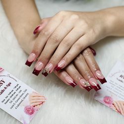 Rosy Nails & Spa