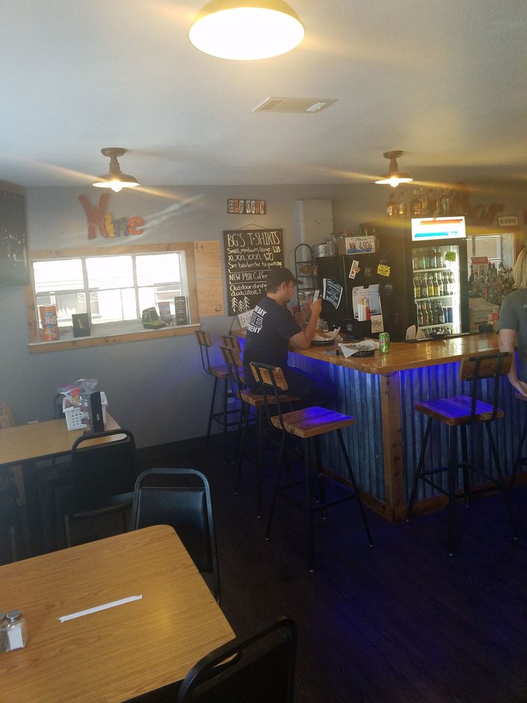 BG’S GAMING CAFE Updated October 2024 1510 Spring Bay Rd, Bayview