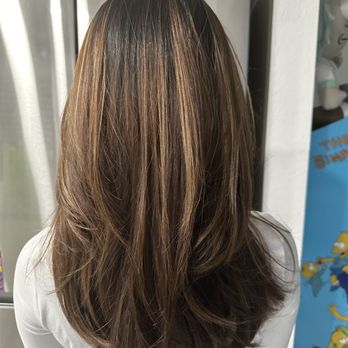 Fantasy Salon 4U - Hair Salons Near Me - Cypress, California