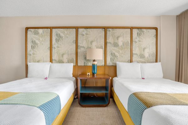 White Sands Hotel by null