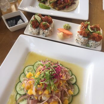 Colectivo Surf - Bluefin ceviche with scallops blue fin tuna sushi and zucchini tacos - Sushi Bars Near Me - Rosarito, BCN Colectivo Surf - Bluefin ceviche with scallops blue fin tuna sushi and zucchini tacos - Sushi Bars Near Me - Rosarito, BCN