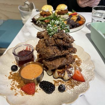 Taste & Glory - Chicken Waffle and crab cake egg Benedict - Breakfast & Brunch Near Me - San Mateo, California Taste & Glory - Chicken Waffle and crab cake egg Benedict - Breakfast & Brunch Near Me - San Mateo, California