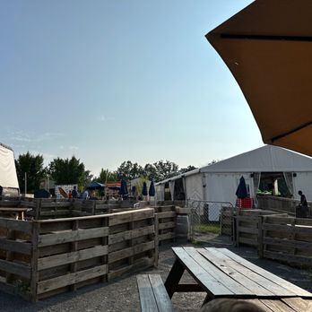 Shipgarten - Ship Garten! - Beer Gardens Near Me - Mclean, Virginia