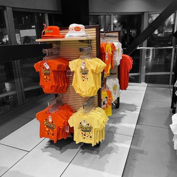 Hershey’s Chocolate World - Baby merch - Chocolatiers & Shops Near Me - Las Vegas, Nevada