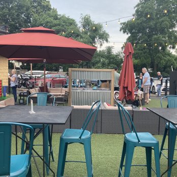 The Side Lot - The outdoor area is very nice and cozy! - Lounges Near Me - Wauconda, Illinois The Side Lot - The outdoor area is very nice and cozy! - Lounges Near Me - Wauconda, Illinois