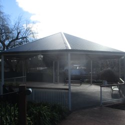 Pioneer Memorial Gardens - Shelter