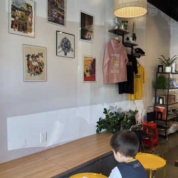 Ding Tea Kirkland - Cute decor - Bubble Tea Near Me - Kirkland, Washington