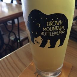Spiced mountain cider tasted just like fall.