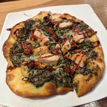 Harper House - Pesto Pizza - New American Near Me - Cadiz, Kentucky Harper House - Pesto Pizza - New American Near Me - Cadiz, Kentucky