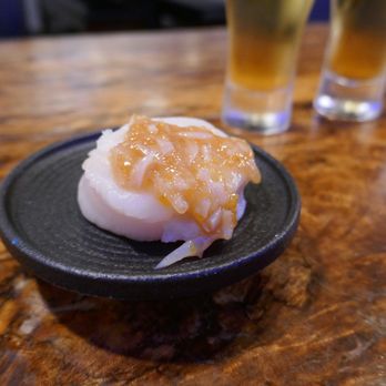 Sushi Murayama - Scallop - Sushi Bars Near Me - Honolulu, Hawaii