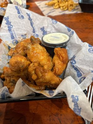 BuffaLouie's at The Gables by null