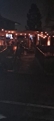 On the Rocks Bar & Grill by null