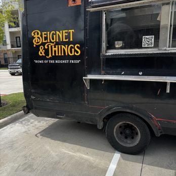 Beignet and Things - Desserts Near Me - Houston, Texas