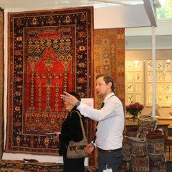Pars Rug Gallery - Battersea Decorative Fair London / Pars Rug Gallery