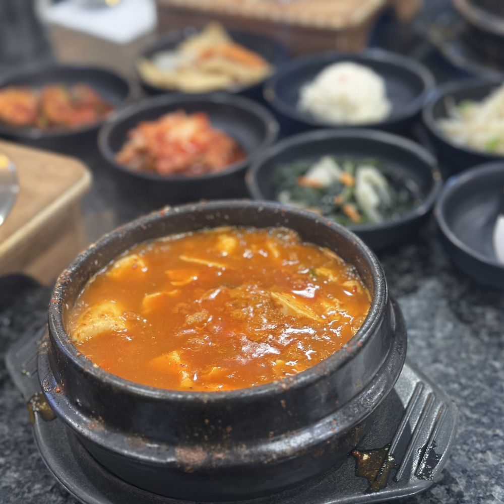 Tofu Bean Korean BBQ - Kimichi soondubu - Korean Near Me - Rowland Heights, California