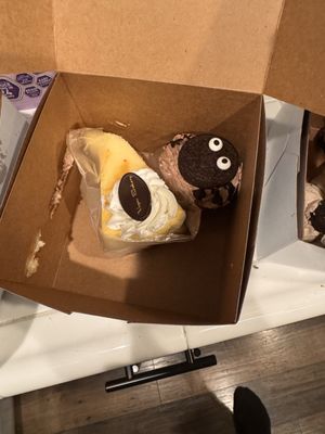 Vegas Bakery by null