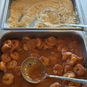 The Roe - Shrimp and Grits - Sandwiches Near Me - Monroe, Georgia