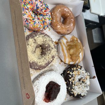 Duck Donuts - Donuts - Bakeries Near Me - Lynchburg, Virginia Duck Donuts - Donuts - Bakeries Near Me - Lynchburg, Virginia