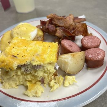 Crouse Cafe - Some brunch offerings...breakfast casserole, kielbasa, eggs Benedict, and bacon. Plenty of bacon. - Cafes Near Me - Indianola, Iowa Crouse Cafe - Some brunch offerings...breakfast casserole, kielbasa, eggs Benedict, and bacon. Plenty of bacon. - Cafes Near Me - Indianola, Iowa