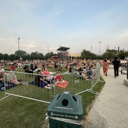 Charlotte Metro Credit Union Uptown Amphitheatre Charlotte - Lawn area
