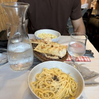 Otello - Cacio e pepe & gnocchi - Roman Near Me - Rome, RM Otello - Cacio e pepe & gnocchi - Roman Near Me - Rome, RM