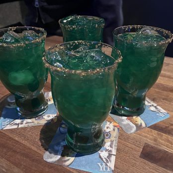 Yard House - Pot of Gold cocktails for SPD - so green and not my fav (didn't finish) - New American Near Me - Saint Louis Park, Minnesota Yard House - Pot of Gold cocktails for SPD - so green and not my fav (didn't finish) - New American Near Me - Saint Louis Park, Minnesota