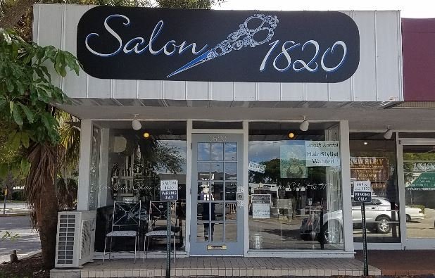Salon 1820 Image
