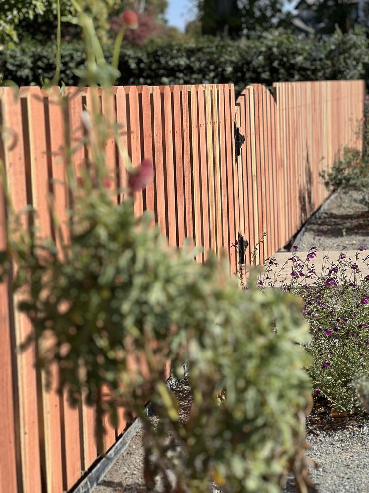 TOWN AND COUNTRY FENCE INC