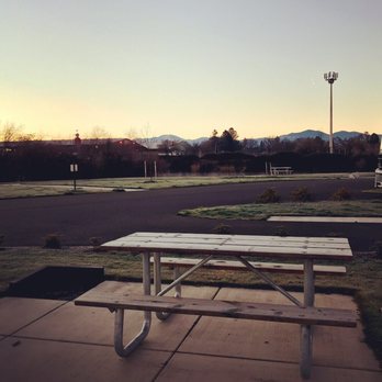 Southern Oregon RV Park - RV Parks Near Me - Central Point, Oregon Southern Oregon RV Park - RV Parks Near Me - Central Point, Oregon
