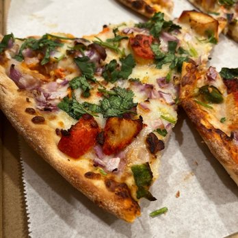 Championz Pizza - Dry butter chicken pizza - Pizza Near Me - Sacramento, California Championz Pizza - Dry butter chicken pizza - Pizza Near Me - Sacramento, California