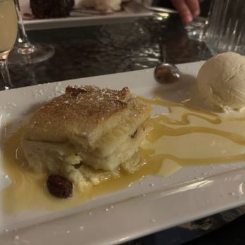 Bella Bia - Bread and butter pudding - Italian Near Me - Tralee, Kentucky
