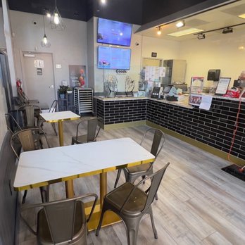 Mr Sun Tea - Inside - Bubble Tea Near Me - Sacramento, California