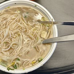Pho Tai