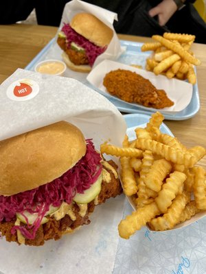 Pretty Bird Hot Chicken by null