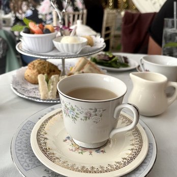 Tea Rose Garden - Tea for 2 - Tea Rooms Near Me - Pasadena, California Tea Rose Garden - Tea for 2 - Tea Rooms Near Me - Pasadena, California