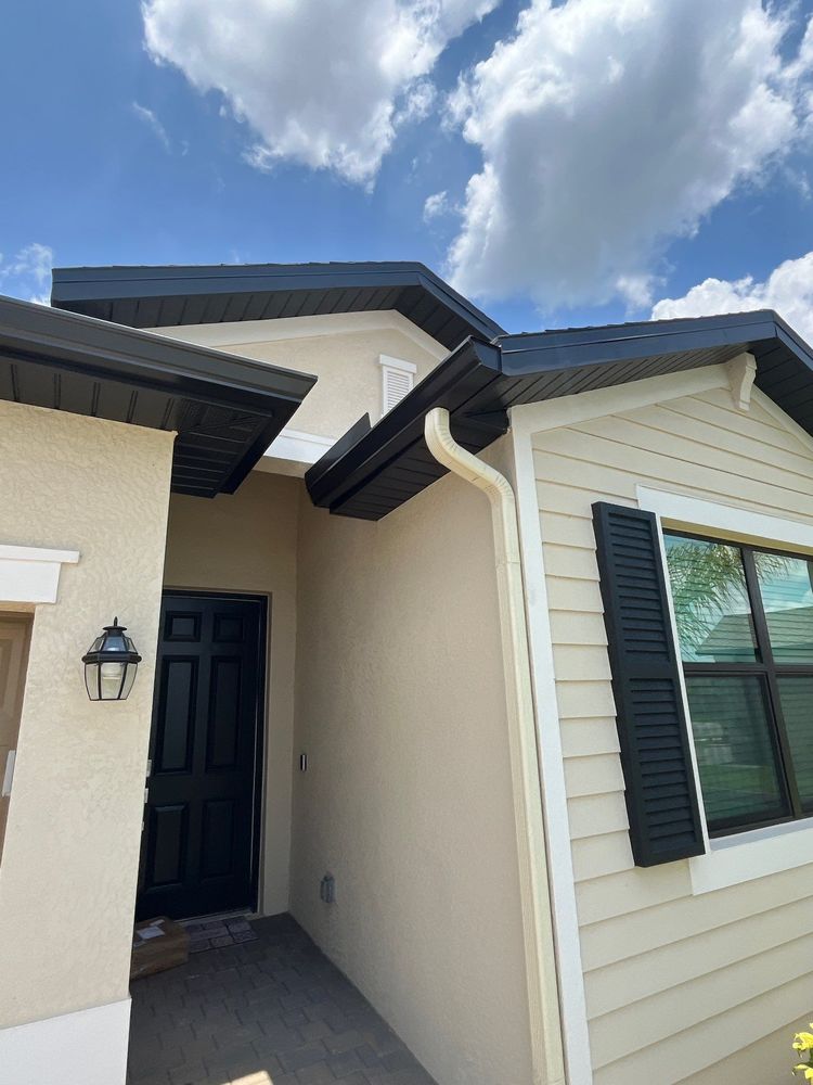 Slide of Traditional Seamless Gutters