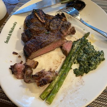Smith & Wollensky - Wellesley - Steakhouses Near Me - Wellesley, Massachusetts