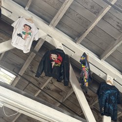 Mr Kevin’s Vintage Wholesale - Vintage