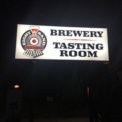 Eight & Sand Beer