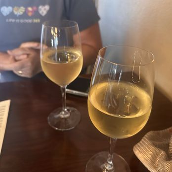 Vine Wine - Wine Bars Near Me - Deer Park, Washington Vine Wine - Wine Bars Near Me - Deer Park, Washington