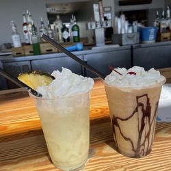 Flip Flops Pool Bar - Mimosa and Dirty Banana
